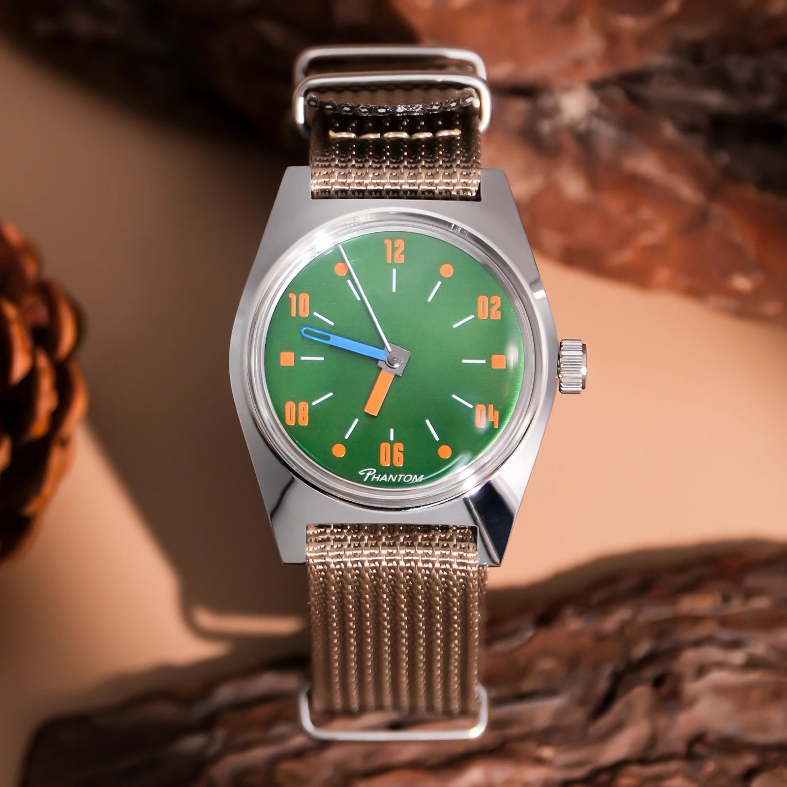 Montcaire® – Liora 7120 | 36mm Hand-Wound Mechanical Watch with Minimalist Retro Design – Perfect as a Couple’s Timepiece