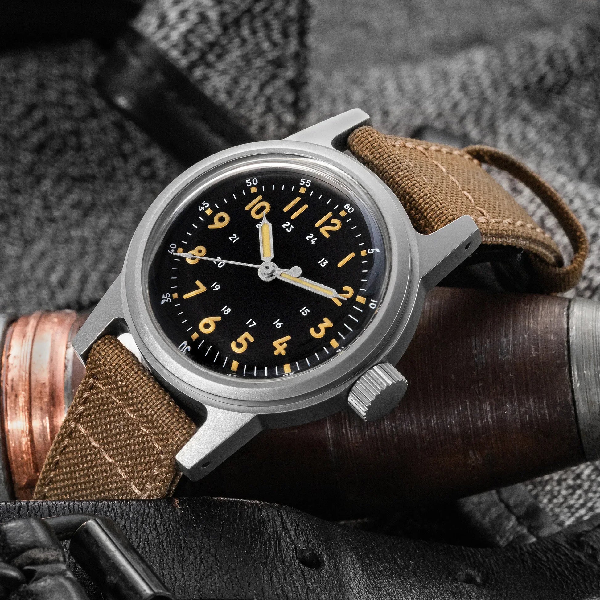 Arvectra® – Retro Military Automatic Watch | 36MM, NH35A Movement, Unisex Design, Sporty Vintage Style